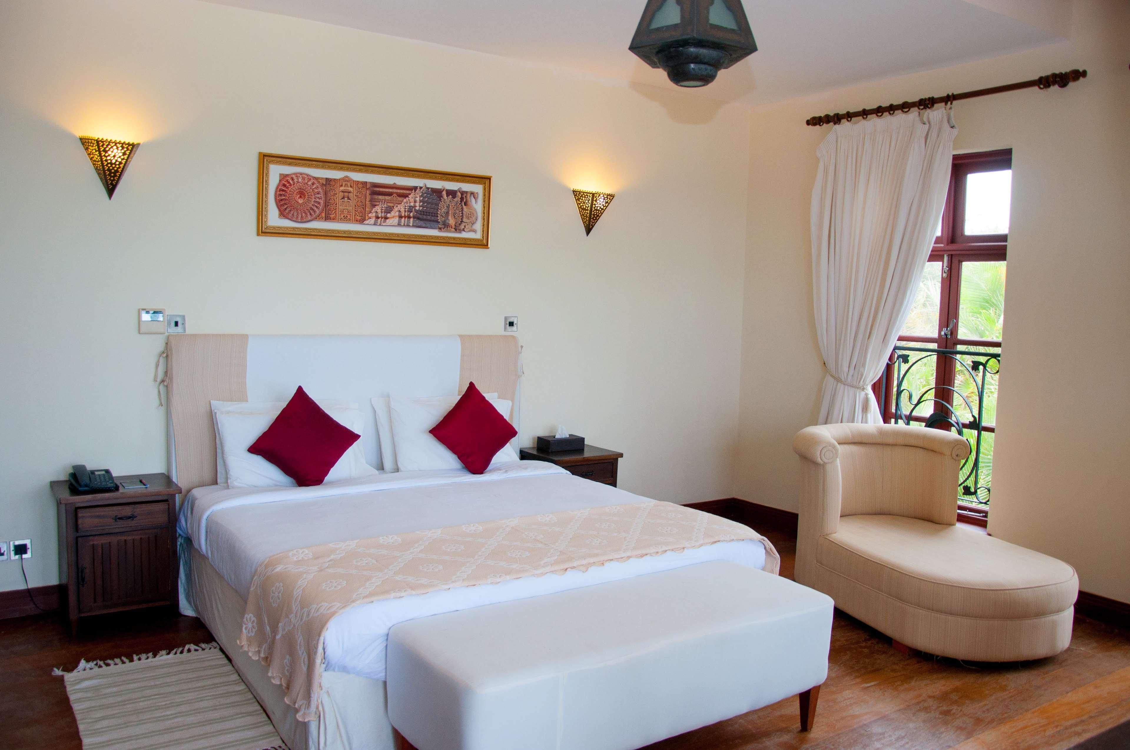 Cocoa Boutique Hotel - Your Kenyan Beachfront Bliss Момбаса Экстерьер фото