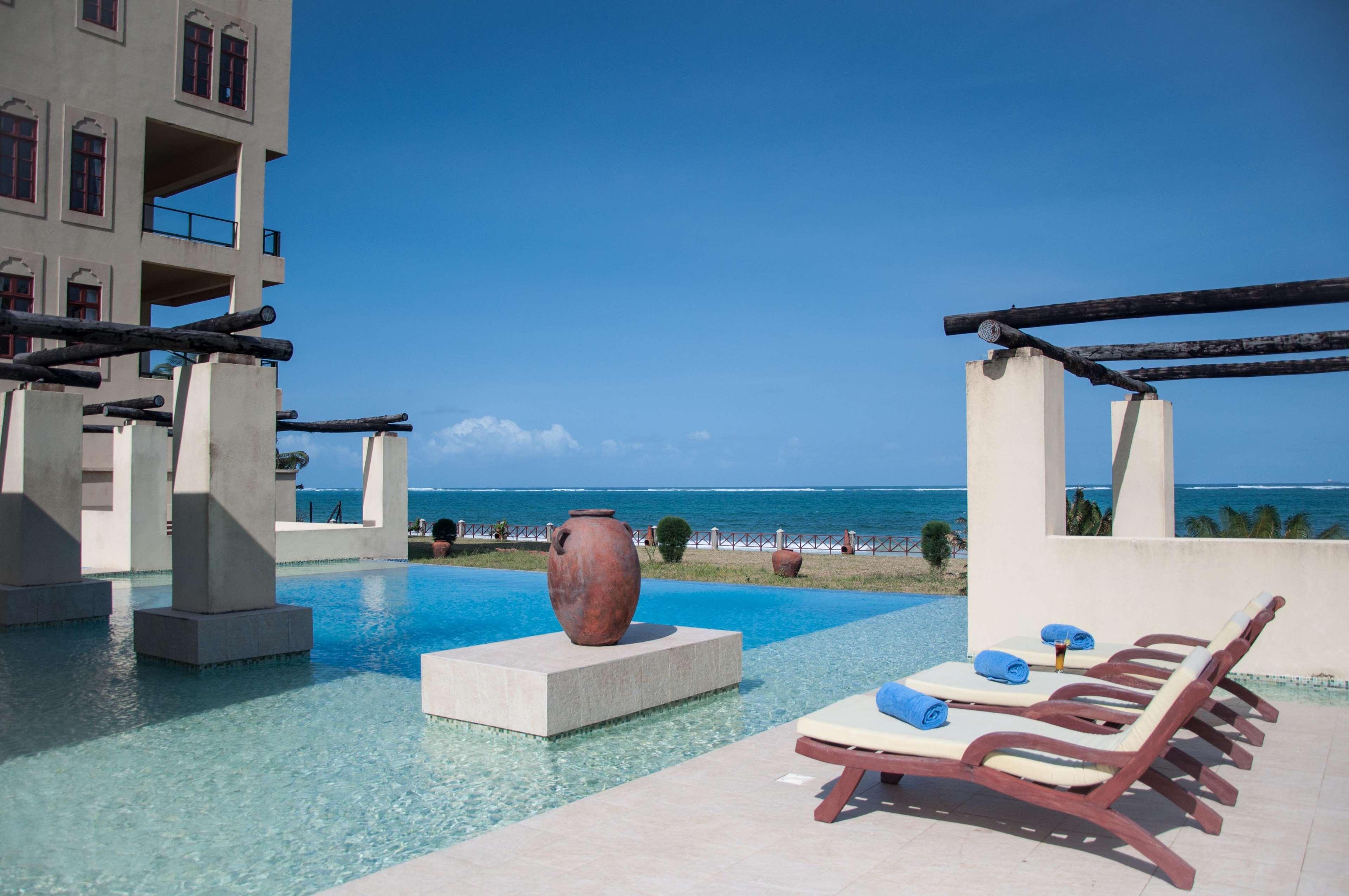 Cocoa Boutique Hotel - Your Kenyan Beachfront Bliss Момбаса Экстерьер фото