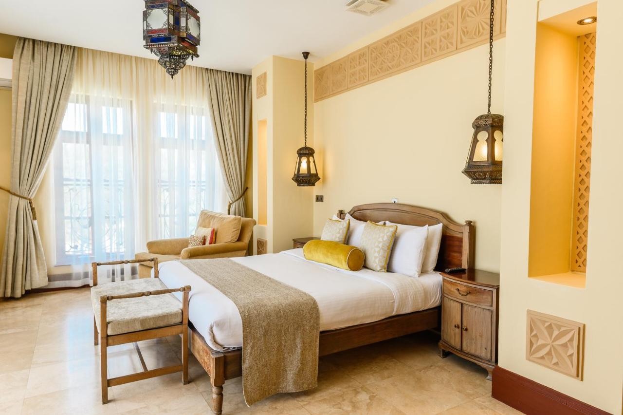 Cocoa Boutique Hotel - Your Kenyan Beachfront Bliss Момбаса Экстерьер фото
