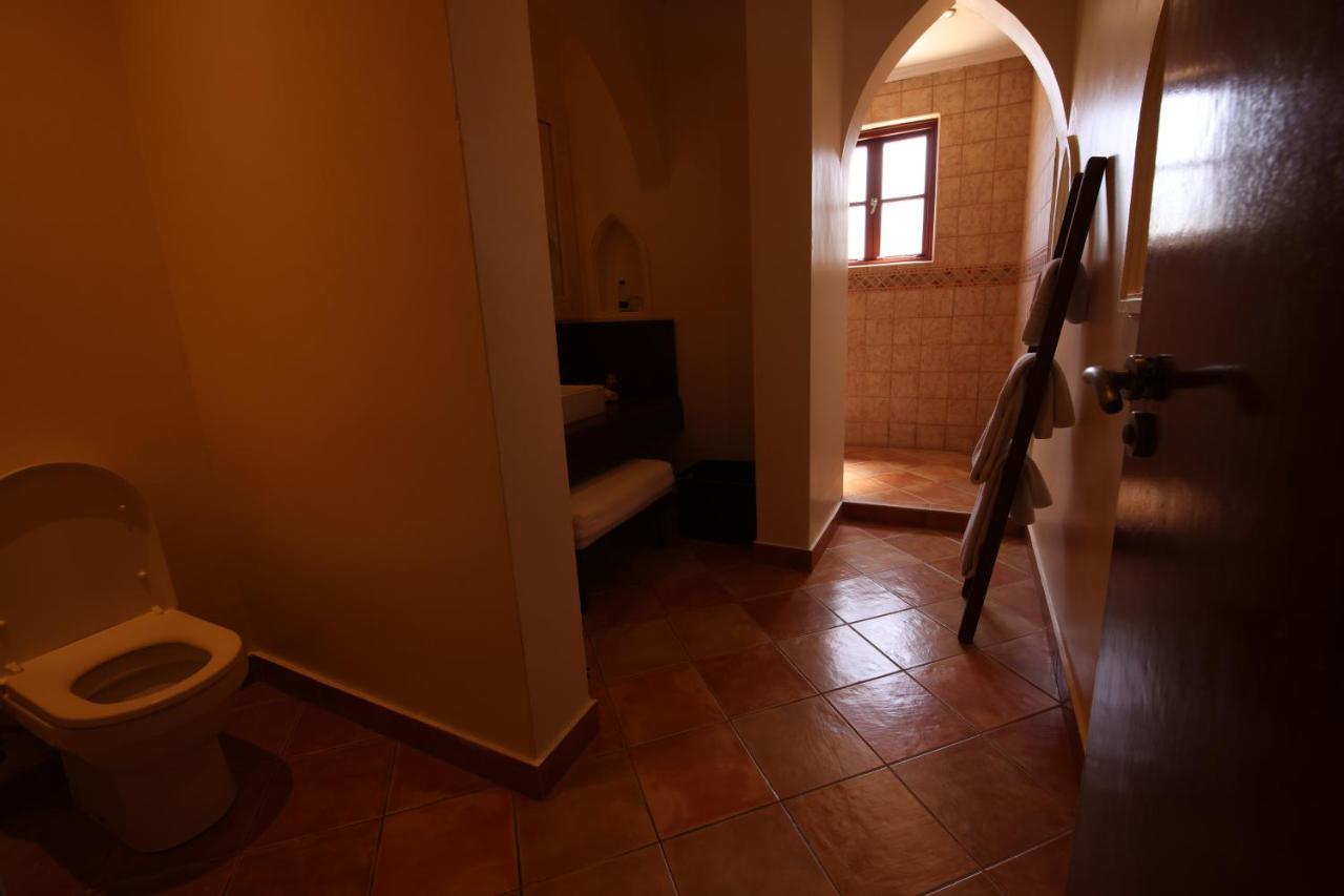 Cocoa Boutique Hotel - Your Kenyan Beachfront Bliss Момбаса Экстерьер фото