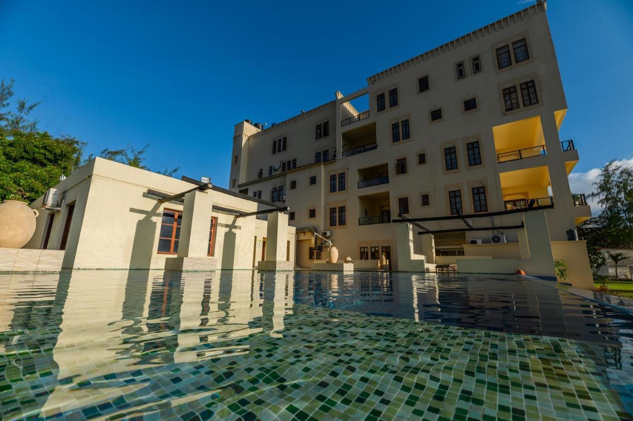 Cocoa Boutique Hotel - Your Kenyan Beachfront Bliss Момбаса Экстерьер фото