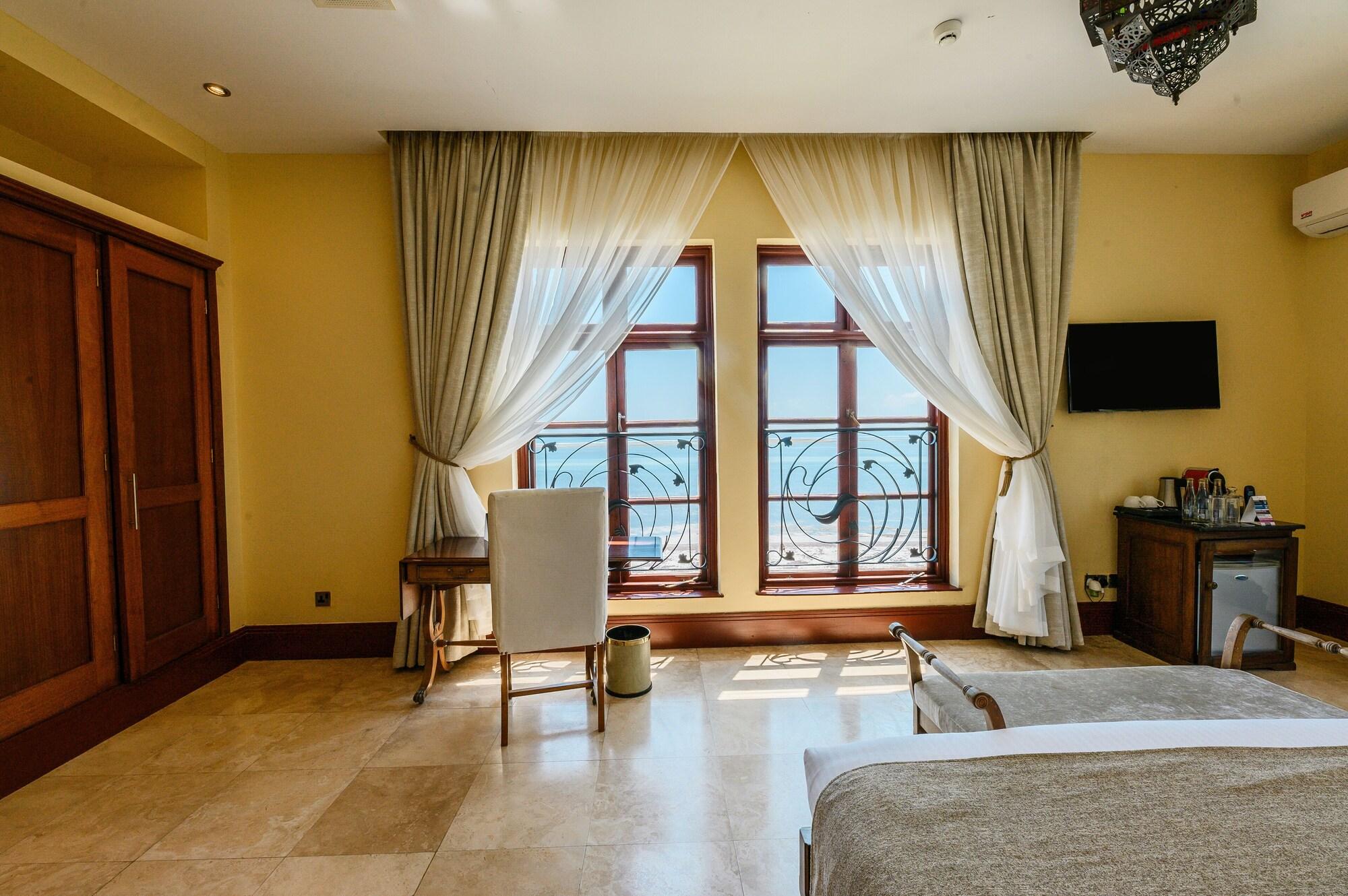 Cocoa Boutique Hotel - Your Kenyan Beachfront Bliss Момбаса Экстерьер фото